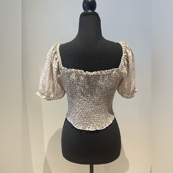 Cropped Rouched Top Size 6 - Picture 4 of 8